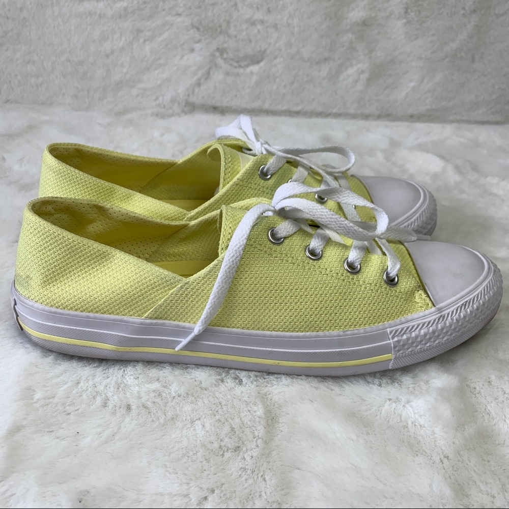 Converse Sneakers Light Yellow US10 - EU41.5